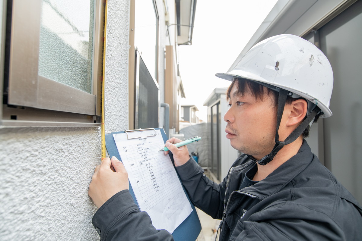 塗り替えは専門業者に依頼する