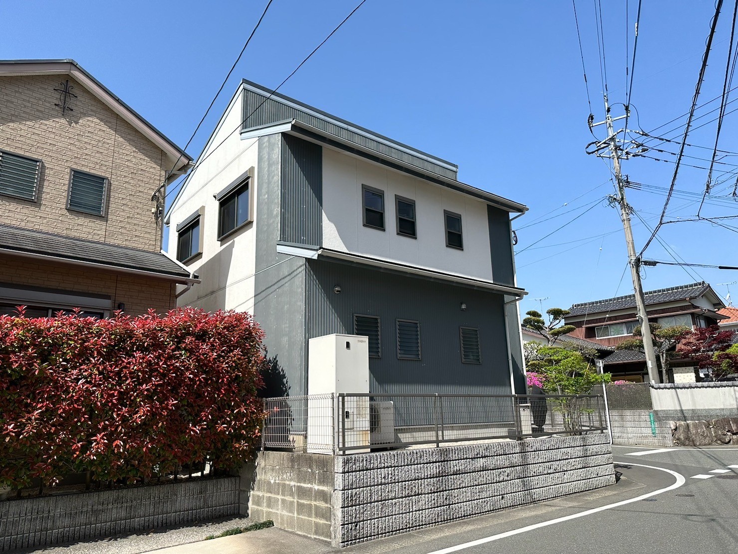 LINE_ALBUM_福岡県大野城市　屋根カバー工事　外壁塗装工事_231111_6