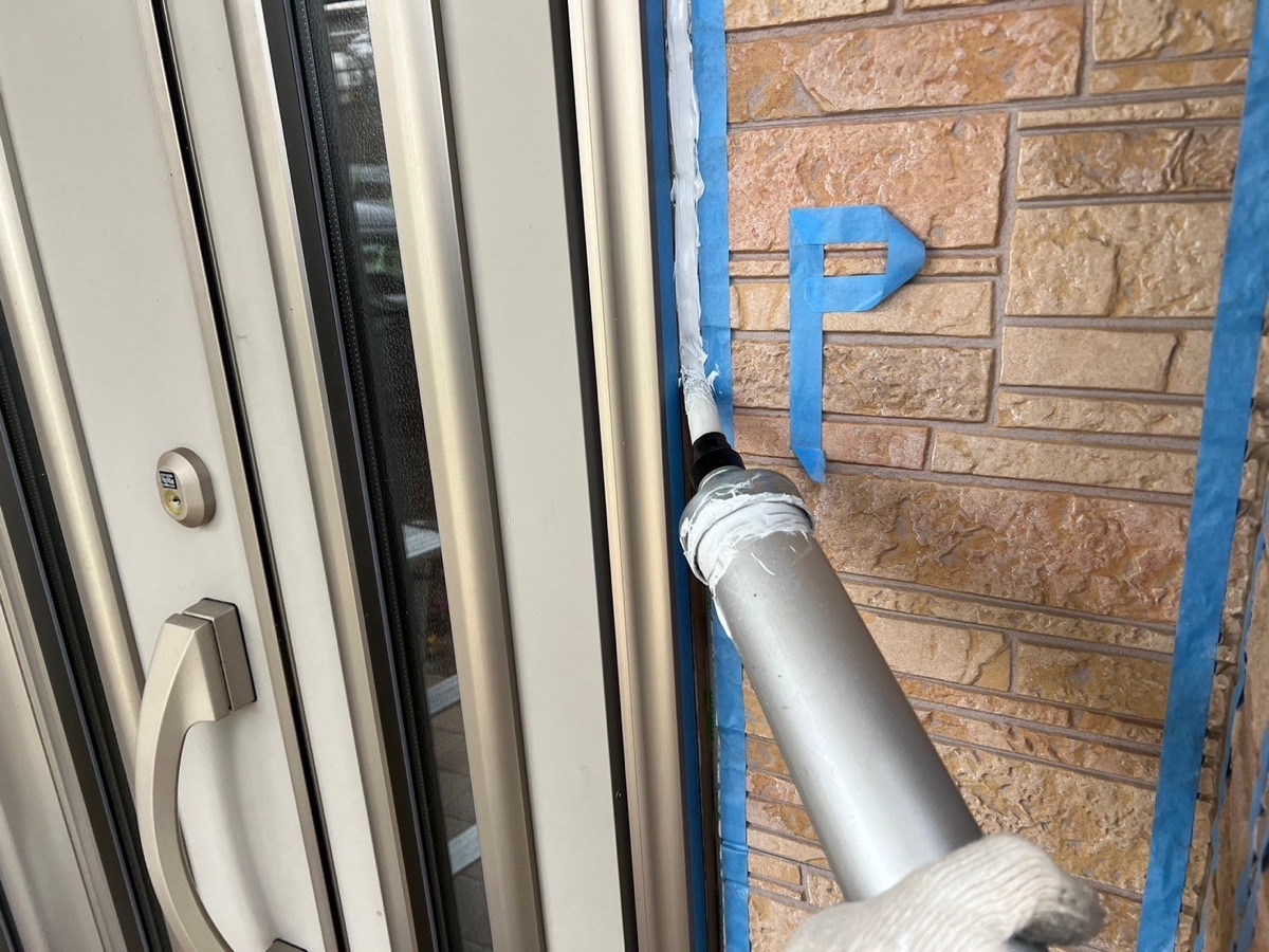 B7B953E6-EFBC-41B0-A636-2756F35C2336